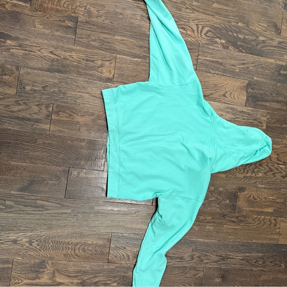 Roller Rabbit Women’s Teal hoodie and joggers - Picture 8 of 9